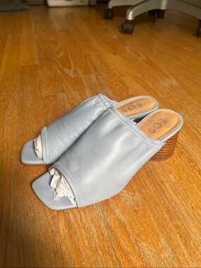eos Light Blue Leather Open-Toe Slide Mules